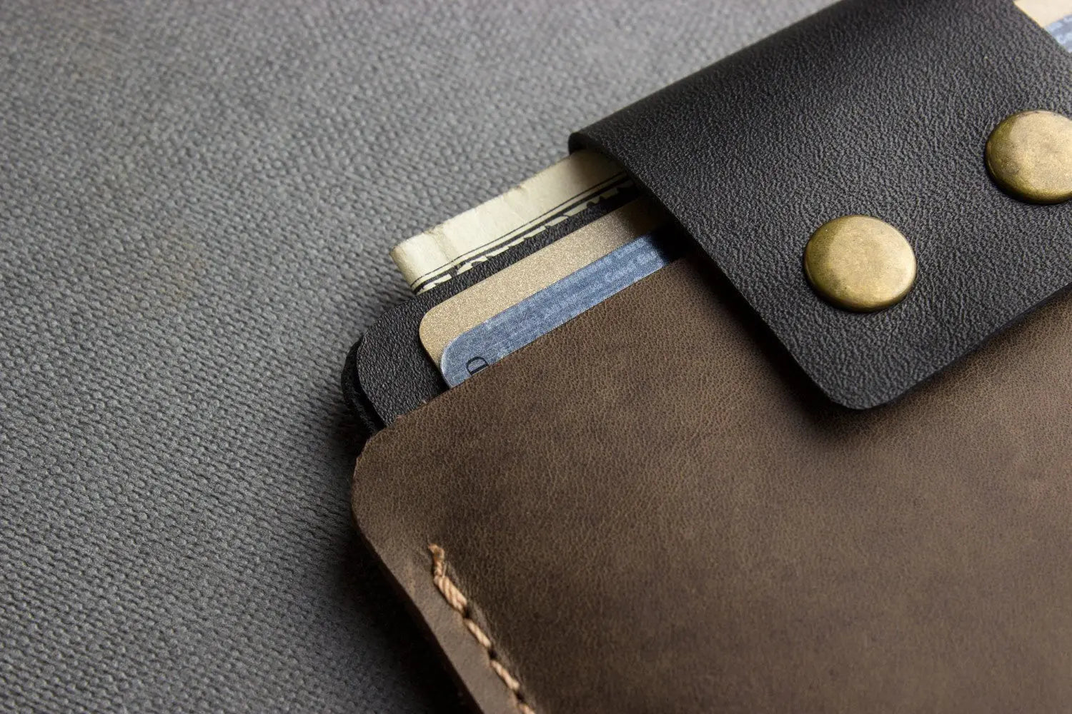 Two-Tone Cowhide Leather Card Case - Slim Wallet - Sierra Leather Co.